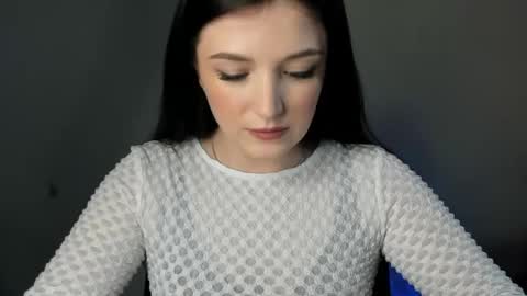 Snapshot of evaamillerr chatting on February 21, 2025, 2:06 pm Eva online show from February 21, 2025, 2:06 pm