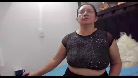 Snapshot of evaaross chatting on February 11, 2025, 10:18 pm Eva online show from February 11, 2025, 10:18 pm