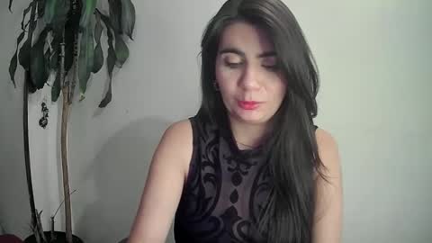 Snapshot of evacollins12 chatting on December 14, 2024, 10:39 pm evacollins12 online show from December 14, 2024, 10:39 pm
