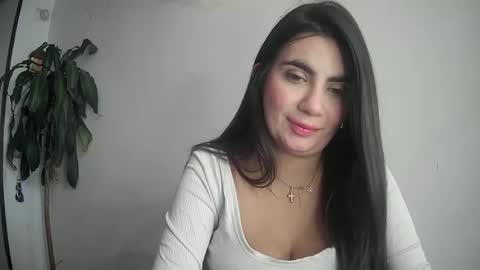 Snapshot of evacollins12 chatting on February 17, 2025, 9:52 pm evacollins12 online show from February 17, 2025, 9:52 pm