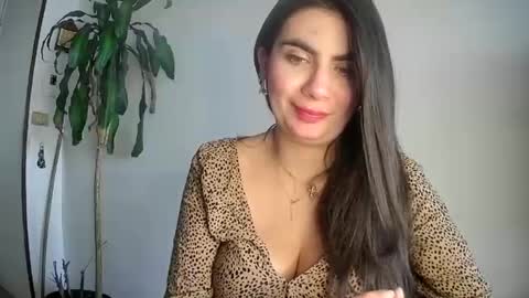 Snapshot of evacollins12 chatting on March 5, 2025, 9:15 pm evacollins12 online show from March 5, 2025, 9:15 pm