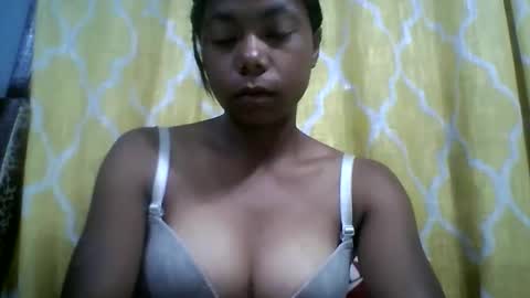 Snapshot of evahaldy chatting on November 7, 2025, 6:02 am evahaldy online show from November 7, 2025, 6:02 am