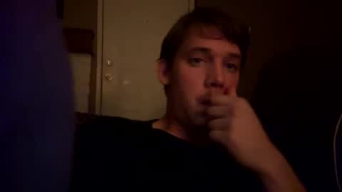 Snapshot of evanrmoore777 chatting on September 20, 2025, 9:32 am evanrmoore777 online show from September 20, 2025, 9:32 am