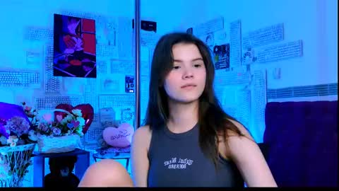 Snapshot of evathopson chatting on March 6, 2025, 7:14 am Eva  next stream -  - 1600 UTC2000  online show from March 6, 2025, 7:14 am