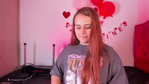 Snapshot of evy_orange1 chatting on February 12, 2025, 5:05 pm EVY online show from February 12, 2025, 5:05 pm