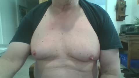 Snapshot of excitacbleguy9 chatting on February 8, 2025, 6:44 pm was excitablyguy hacked online show from February 8, 2025, 6:44 pm