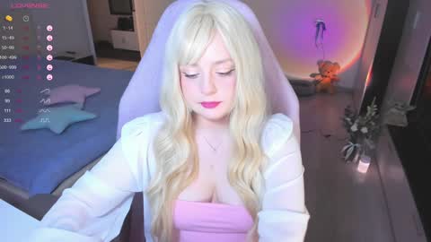 Snapshot of exhoneyangel chatting on January 21, 2025, 12:18 pm  Amy  online show from January 21, 2025, 12:18 pm