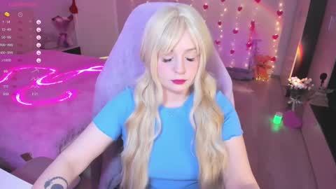 Snapshot of exhoneyangel chatting on March 1, 2025, 10:24 am  Amy  online show from March 1, 2025, 10:24 am