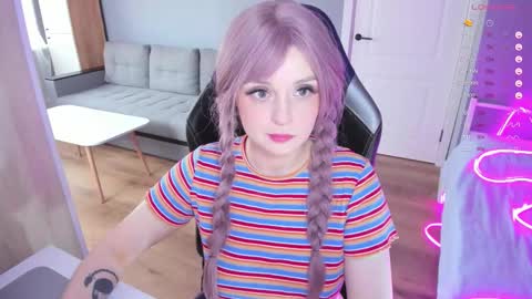 Snapshot of exhoneyangel chatting on October 16, 2025, 10:38 am  Amy  online show from October 16, 2025, 10:38 am