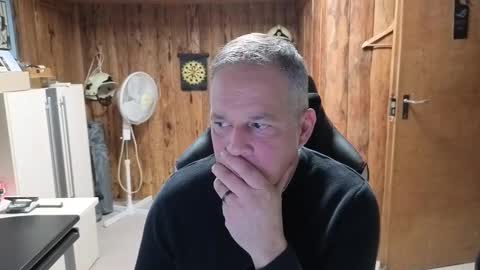 Snapshot of exibe1219 chatting on December 27, 2024, 1:18 pm exibe1219 online show from December 27, 2024, 1:18 pm