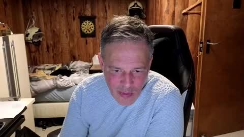 Snapshot of exibe1219 chatting on February 5, 2025, 5:31 pm exibe1219 online show from February 5, 2025, 5:31 pm