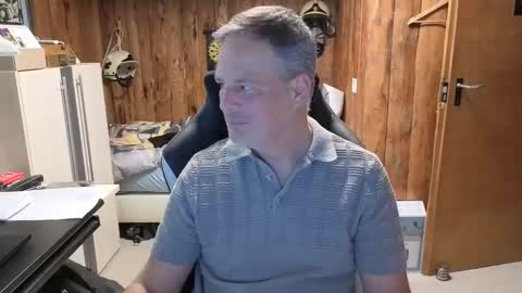 Snapshot of exibe1219 chatting on February 11, 2025, 10:48 am exibe1219 online show from February 11, 2025, 10:48 am