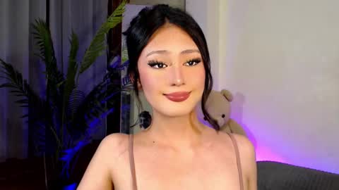 Snapshot of expensive_candyx chatting on December 10, 2024, 12:05 pm Candy  online show from December 10, 2024, 12:05 pm