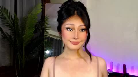 Snapshot of expensive_candyx chatting on December 17, 2024, 12:11 pm Candy  online show from December 17, 2024, 12:11 pm