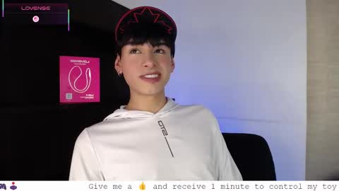 Snapshot of ezra_storm chatting on September 30, 2025, 5:12 am Juan online show from September 30, 2025, 5:12 am