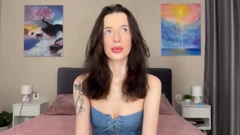 Snapshot of fairy_bloomix chatting on January 30, 2025, 5:17 pm Bloom  online show from January 30, 2025, 5:17 pm