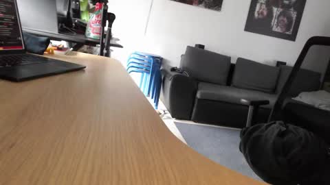 Snapshot of fandedanny chatting on September 16, 2025, 7:42 am fandedanny online show from September 16, 2025, 7:42 am