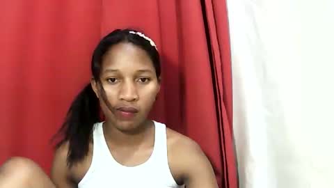 Snapshot of faniriah27 chatting on September 18, 2025, 9:28 pm faniriah27 online show from September 18, 2025, 9:28 pm