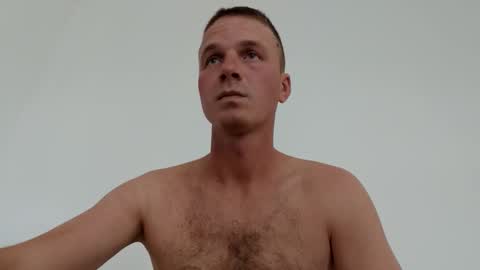 Snapshot of farafonoff chatting on October 12, 2025, 9:41 am farafonoff online show from October 12, 2025, 9:41 am