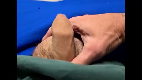 Snapshot of fartinmymouthplz chatting on October 13, 2025, 2:55 am fartinmymouthplz online show from October 13, 2025, 2:55 am