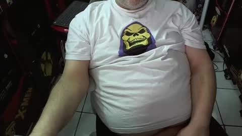 Snapshot of fatdaddycam chatting on February 3, 2025, 5:51 am Fat Daddy online show from February 3, 2025, 5:51 am