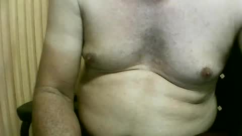 Snapshot of fdphomen chatting on February 22, 2025, 8:09 pm fdphomen online show from February 22, 2025, 8:09 pm