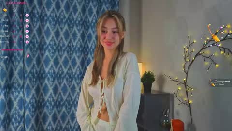 Snapshot of felony_rone chatting on November 6, 2025, 1:28 am Ariana online show from November 6, 2025, 1:28 am