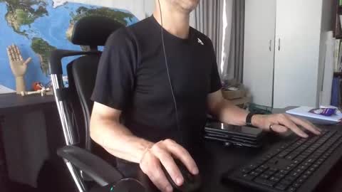 Snapshot of femdomsubby chatting on December 13, 2024, 4:00 am femdomsubby online show from December 13, 2024, 4:00 am