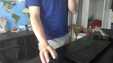 Snapshot of femdomsubby chatting on December 30, 2024, 11:38 pm femdomsubby online show from December 30, 2024, 11:38 pm