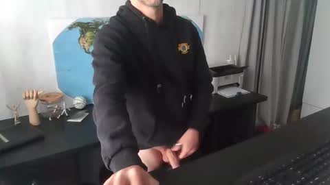 Snapshot of femdomsubby chatting on October 7, 2025, 10:18 pm femdomsubby online show from October 7, 2025, 10:18 pm