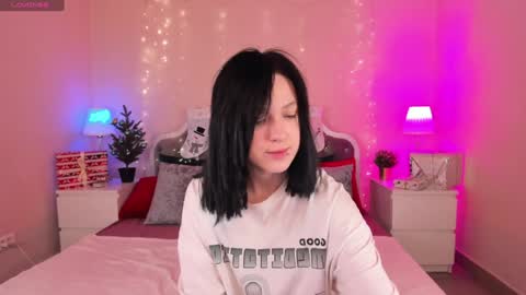 fiamoory online show from December 15, 2024, 1:46 am