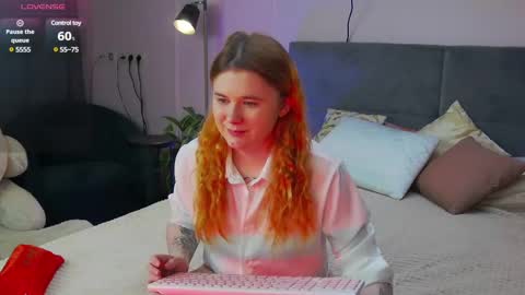 Snapshot of fiery_foxy chatting on February 27, 2025, 4:09 am Mabel online show from February 27, 2025, 4:09 am