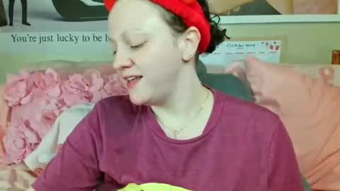 Snapshot of fieryminx67 chatting on October 26, 2025, 9:59 am fieryminx67 online show from October 26, 2025, 9:59 am