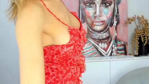 Snapshot of finestchantilly chatting on February 28, 2025, 6:41 pm FinestChantilly online show from February 28, 2025, 6:41 pm