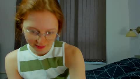 Snapshot of fire_luna chatting on December 27, 2024, 7:29 am fire_luna online show from December 27, 2024, 7:29 am