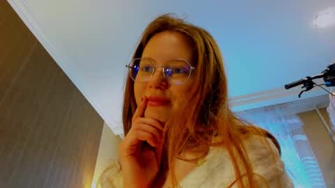 Snapshot of fire_luna chatting on January 8, 2025, 8:16 am fire_luna online show from January 8, 2025, 8:16 am