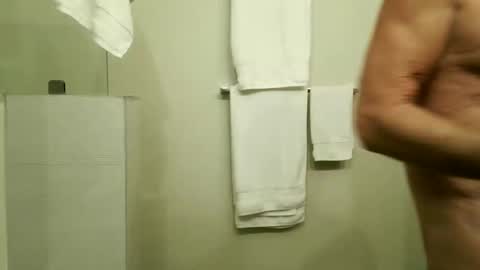 Snapshot of fitonetoo chatting on September 12, 2025, 11:43 am fitonetoo online show from September 12, 2025, 11:43 am