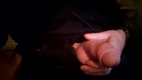 Snapshot of fiveforwilly1 chatting on January 6, 2025, 7:31 am Markus online show from January 6, 2025, 7:31 am