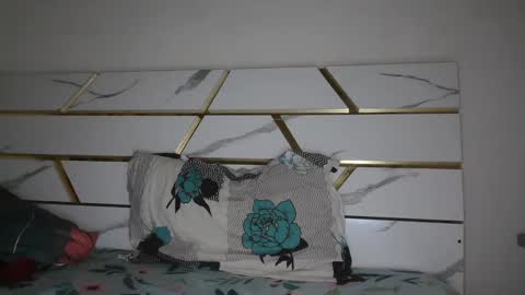 Snapshot of flirtsxxx chatting on February 6, 2025, 6:46 pm flirtsxxx online show from February 6, 2025, 6:46 pm