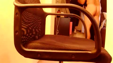 Snapshot of fllv0082 chatting on October 30, 2025, 3:13 pm Come in and See online show from October 30, 2025, 3:13 pm