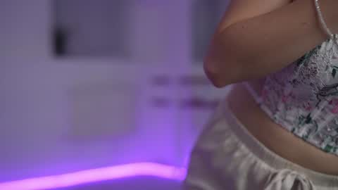 Snapshot of floret_joy chatting on January 11, 2025, 4:14 pm ALICE online show from January 11, 2025, 4:14 pm