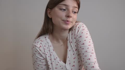 Snapshot of floret_joy chatting on September 18, 2025, 12:29 pm ALICE online show from September 18, 2025, 12:29 pm