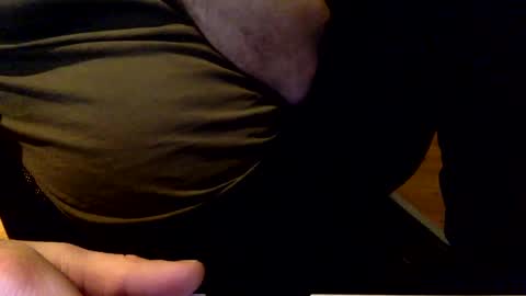 Snapshot of flowmover chatting on December 8, 2024, 8:58 pm flowmover online show from December 8, 2024, 8:58 pm