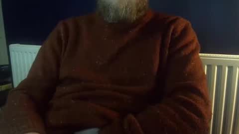 Snapshot of fns2011 chatting on January 2, 2025, 4:35 pm fns2011 online show from January 2, 2025, 4:35 pm