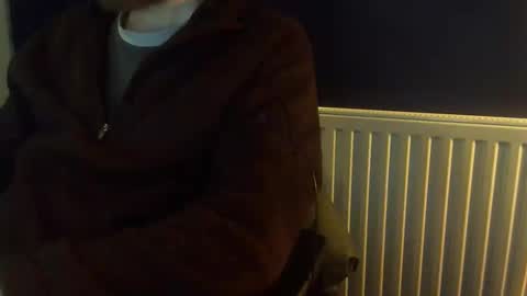 Snapshot of fns2011 chatting on January 21, 2025, 9:46 am fns2011 online show from January 21, 2025, 9:46 am