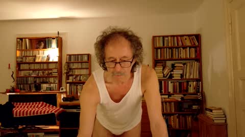 Snapshot of foolforyoubabe chatting on March 4, 2025, 9:22 pm cum together online show from March 4, 2025, 9:22 pm