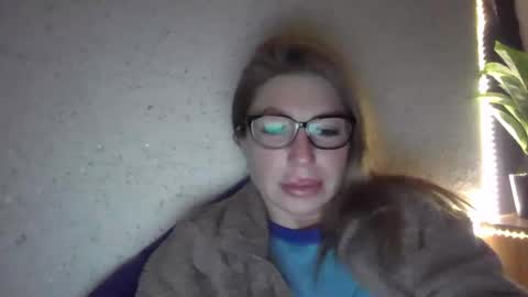 Snapshot of fox_red_lady7 chatting on February 7, 2025, 9:15 pm fox_red_lady7 online show from February 7, 2025, 9:15 pm