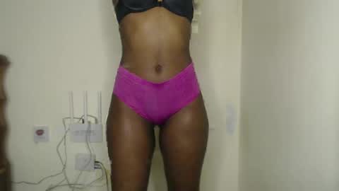 Snapshot of freaky_ass chatting on February 12, 2025, 3:49 pm Berry online show from February 12, 2025, 3:49 pm