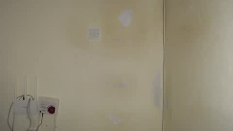 Snapshot of freaky_ass chatting on October 18, 2025, 3:24 pm Berry online show from October 18, 2025, 3:24 pm