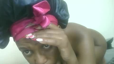 Snapshot of freaky_crammy chatting on October 18, 2025, 2:03 am freaky_crammy online show from October 18, 2025, 2:03 am